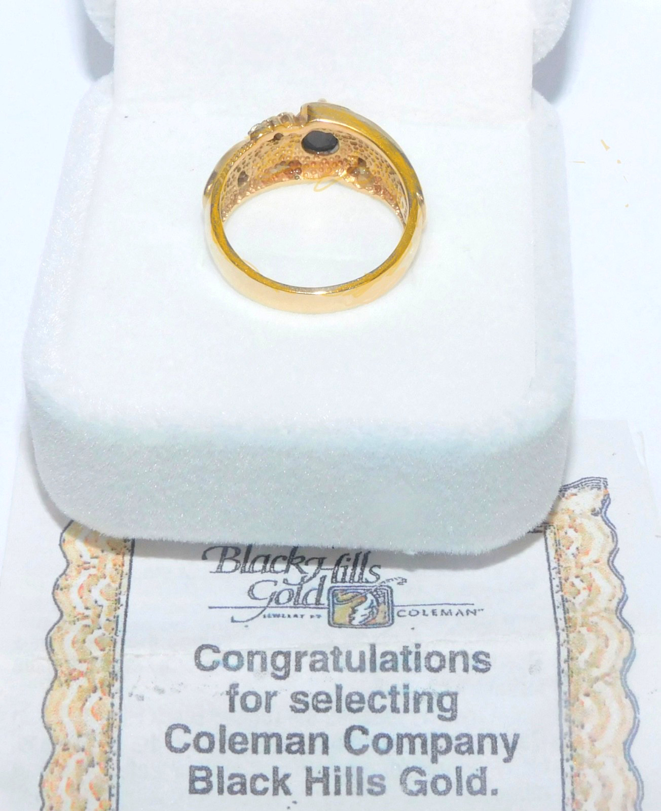 Black Hills Gold 10k Onyx Wide Band Leaves Ring Size 7