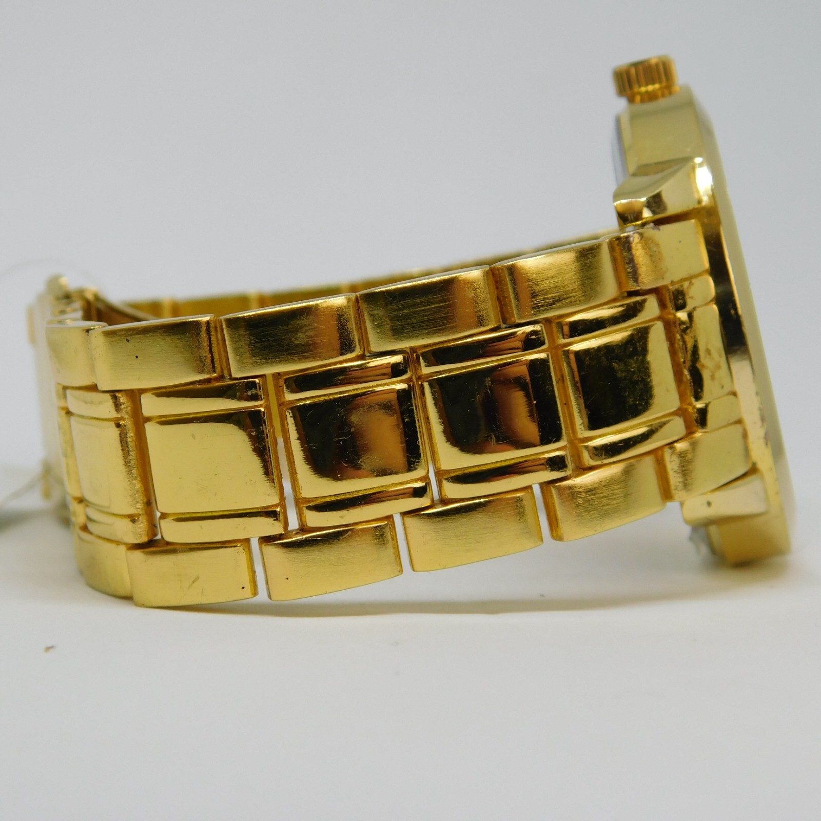Accutime Watch Corp. MAC8031AL Gold Tone Men’s Watch Sz. 8 1/4″ New Battery