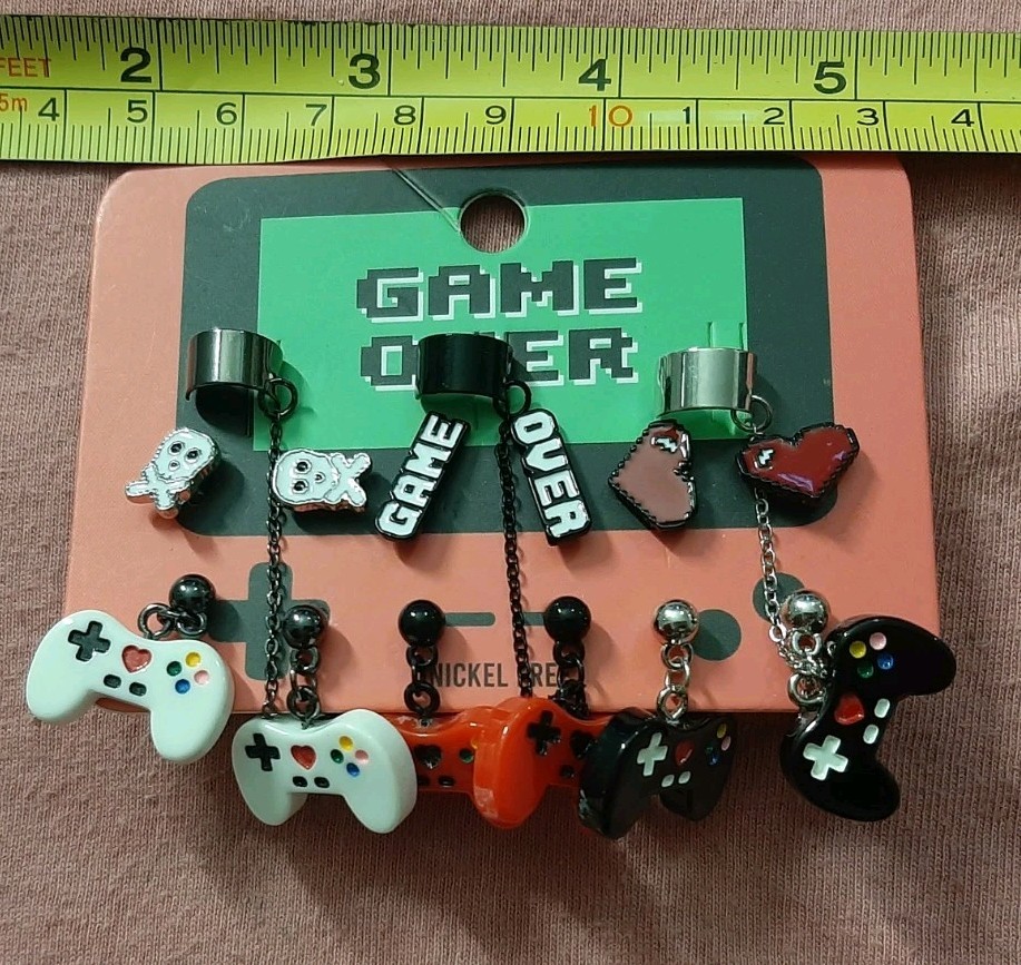 CUTE Game Over Game Controller Gamer Cuff Earring Set Hot Topic Video Games