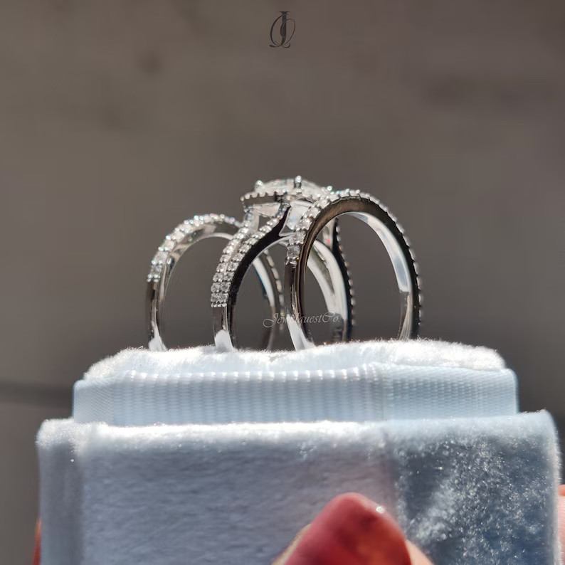 3.60Ct Cushion-Cut EF/VS1 Lab Grown Diamond Engagement Ring Set 14K White Gold