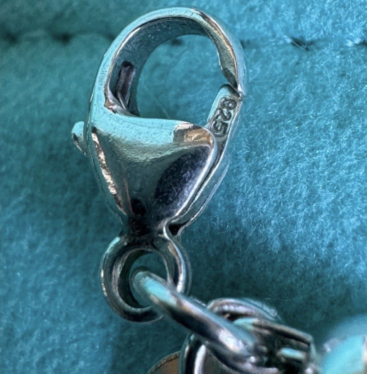 Tiffany & Co. Blue Heart Tag Bead Bracelet ( 7.5 Inches )