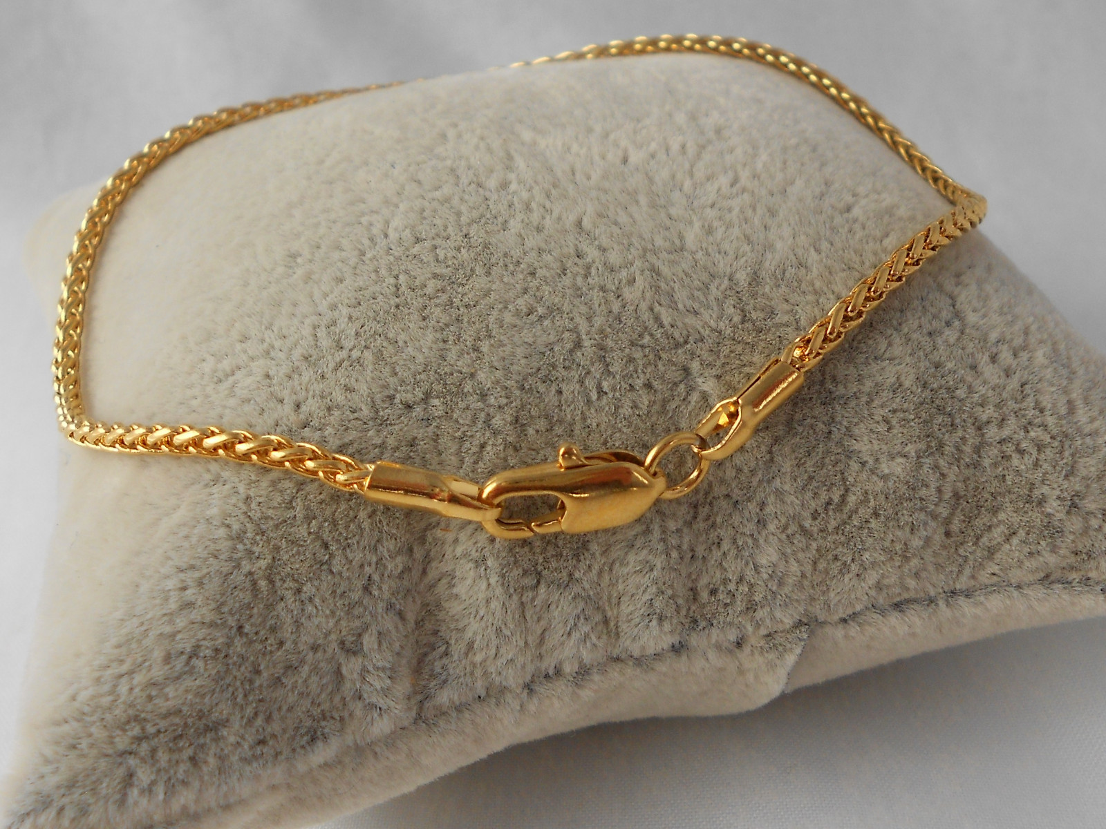 Man’s 18K Gold Layered 3mm Popcorn bracelet 8 1/4 LY08
