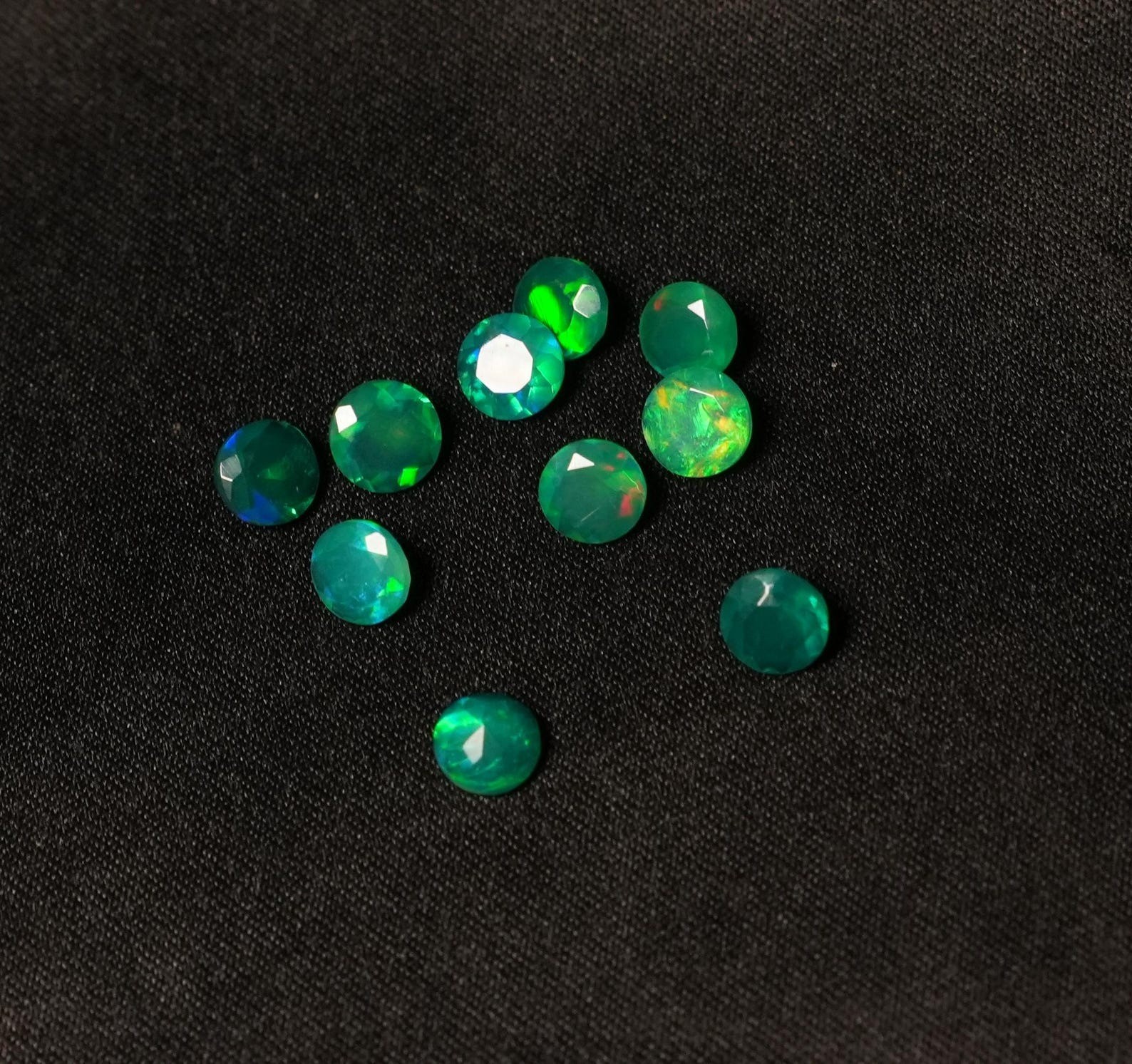 Natural Green Ethopian Opal Round Faceted Cut 3mm To 10mm Loose Gemstone