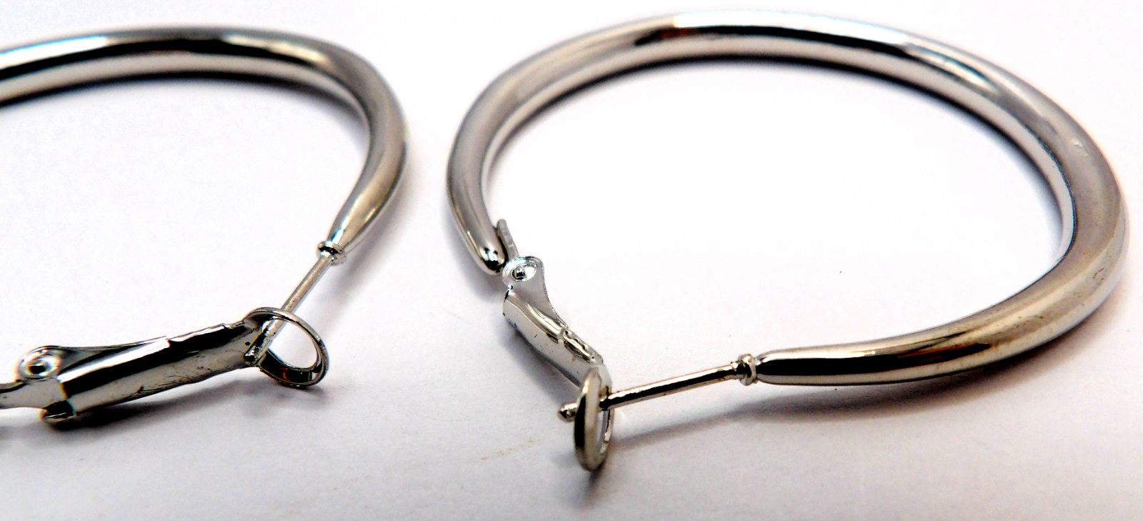 Classic Silver Tone Polished Hoop Earrings Titanium Posts Minimalist Style