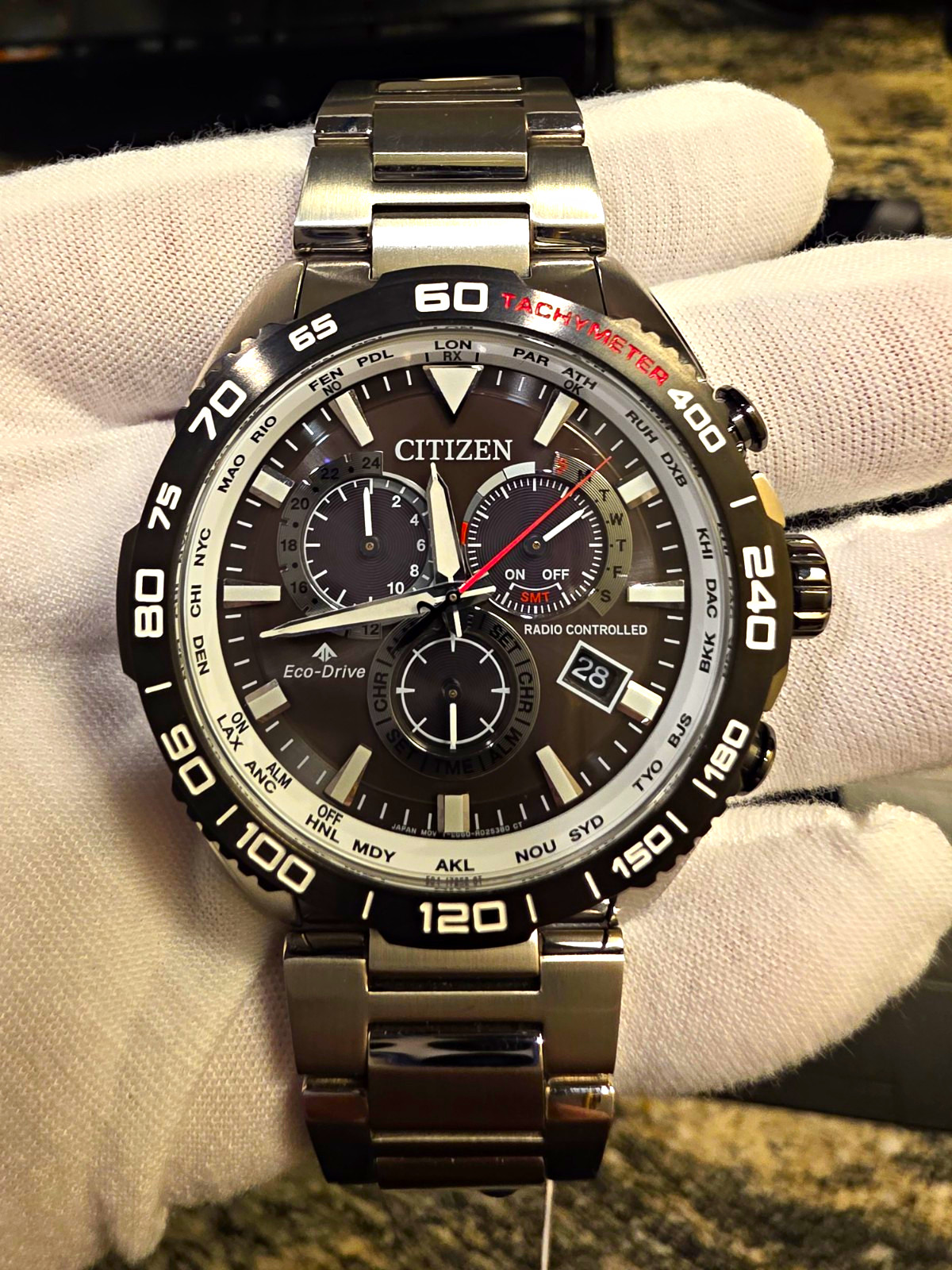 Citizen Eco-Drive Radio Controlled Chronograph Tachymeter 200m 43mm Black