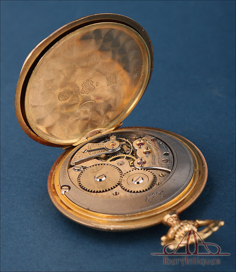 Antique Ultrafine Movado Pocket Watch. 18K Gold and Diamonds. Circa 1930