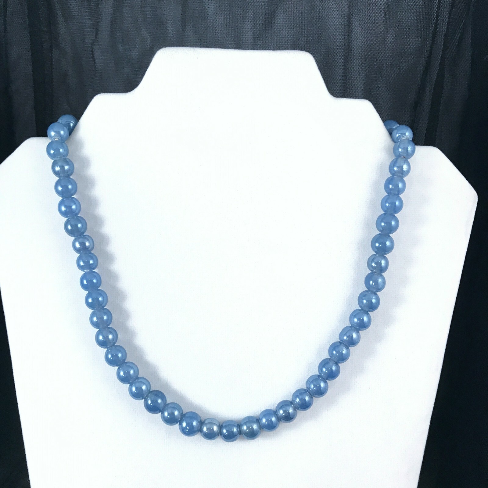 2 Pcs – Red and Blue Glass Necklace Vintage Retro Simple Chic Business Casual