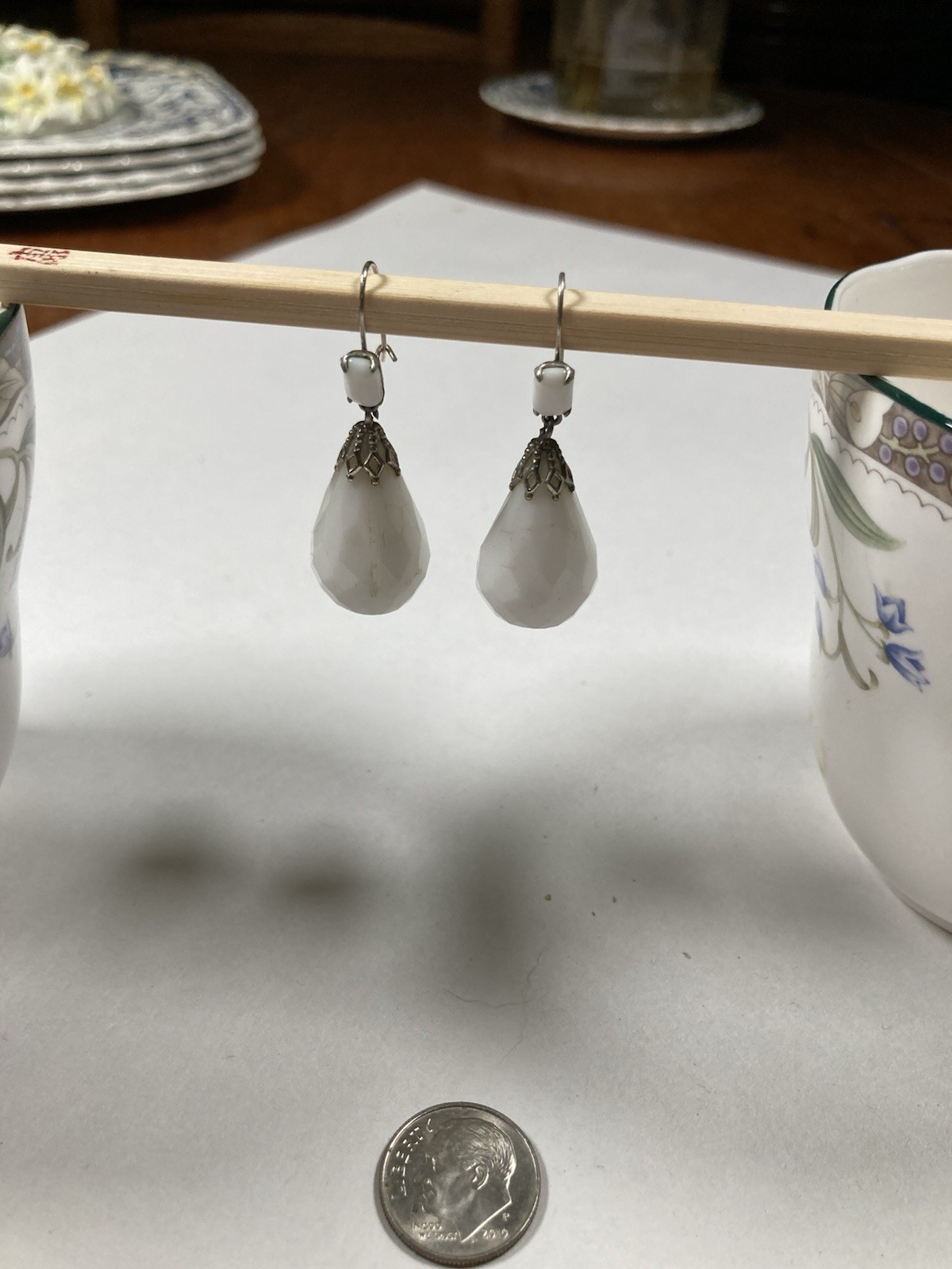 Vintage White Teardrop Dangle Drop Hook Earrings Silver Tone Metal Glass,