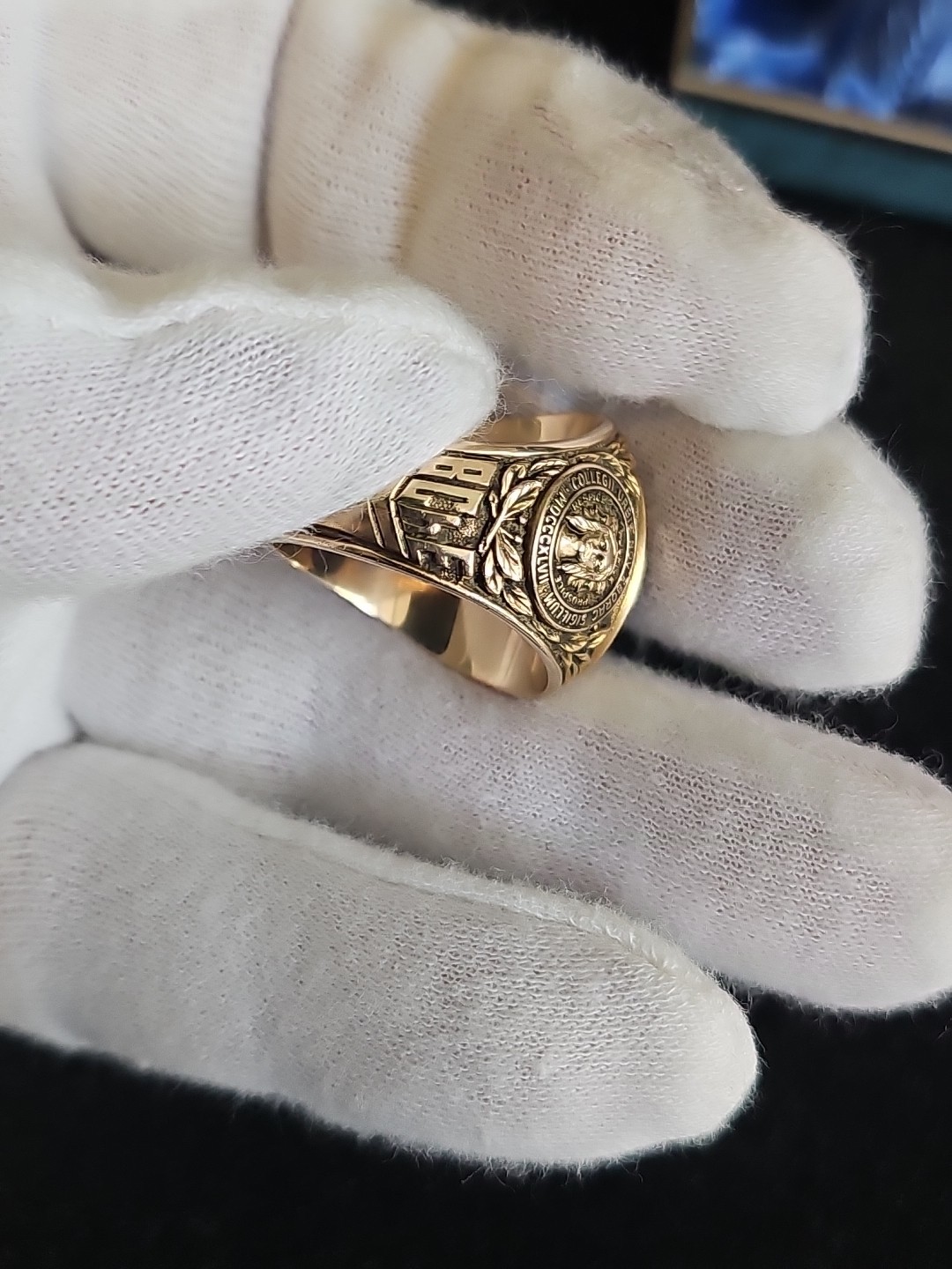 Vintage 1958 Balfour 10K Yellow Gold The City College New York Ring 23.4 Grams