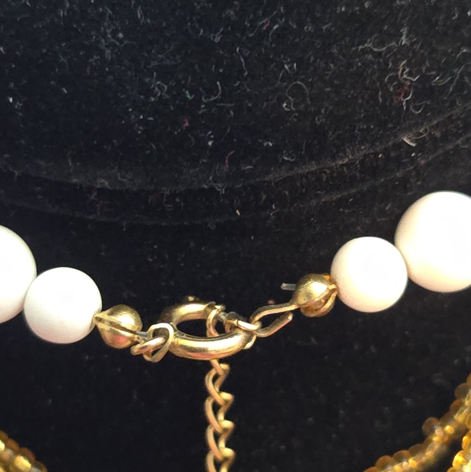 White Beaded Ball Chain Necklace Gold Tone Elephant Charm Pendant Rhinestones