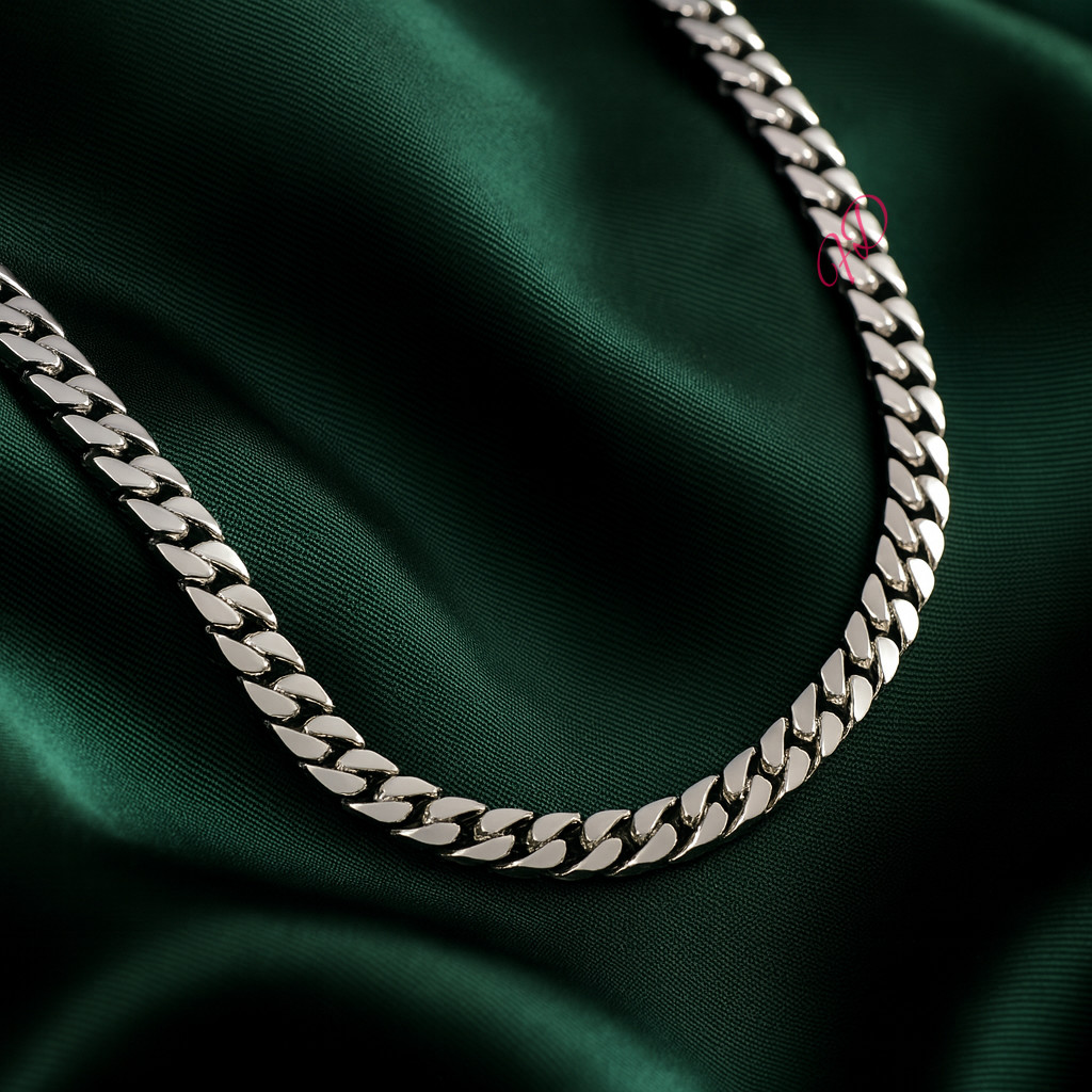 950 Platinum Mens Miami Cuban Chain Width 5 MM Necklace Length 20 Inches