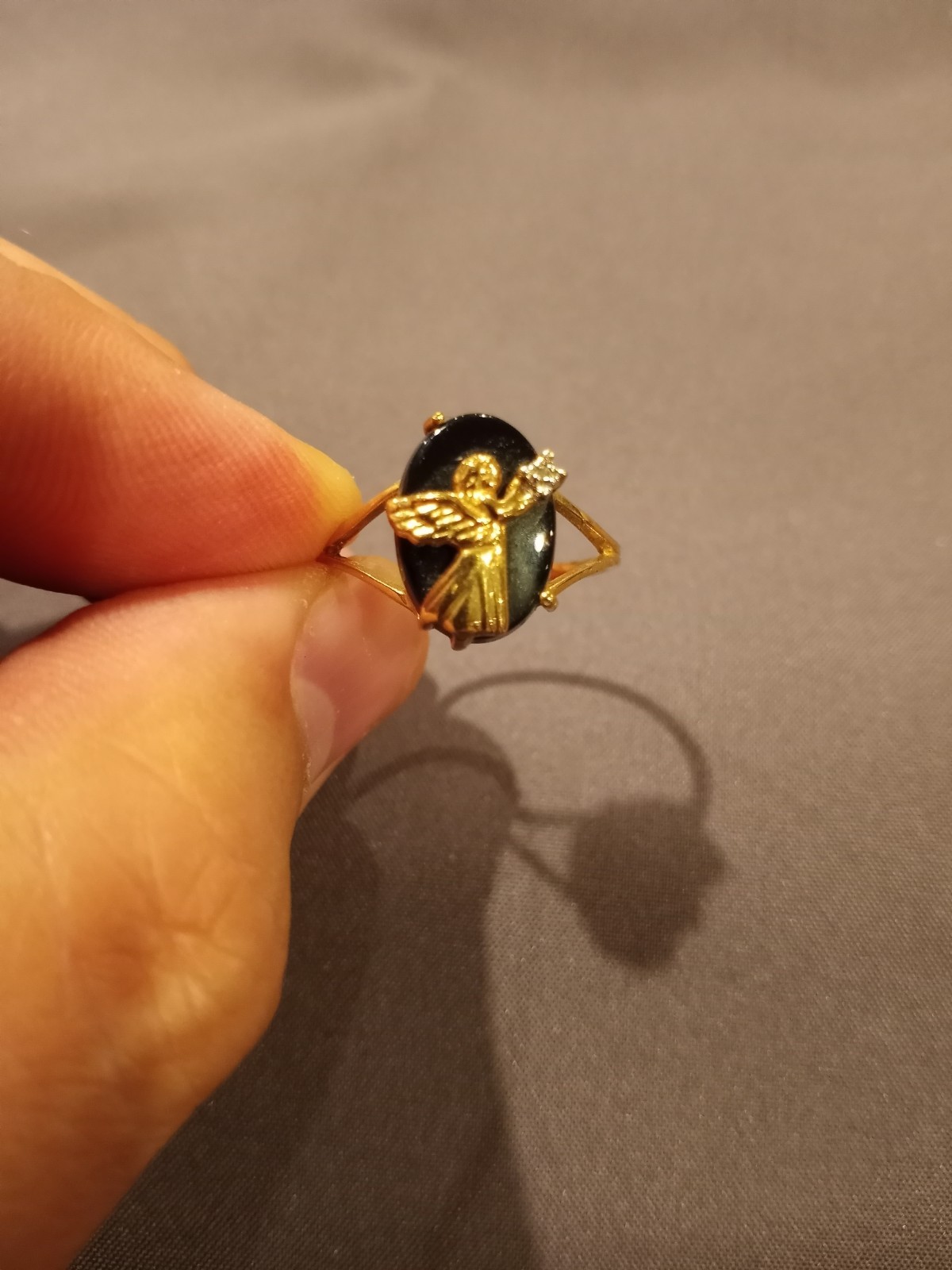 Vintage 10k Gold Diamond Accent Genuine Onyx Angel Ring Women’s Size 10
