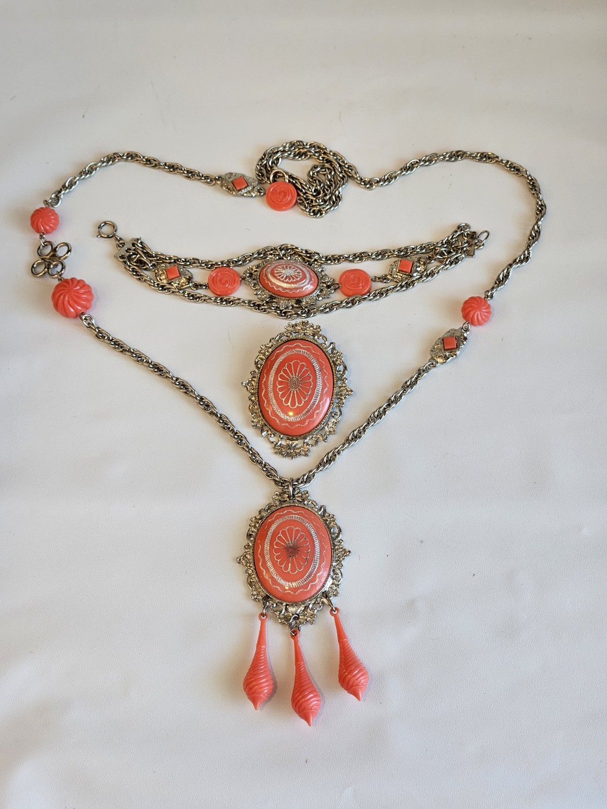 Mid-century celluloid/molded plastic “faux coral” VICTORIAN RIVIVAL PARURE set