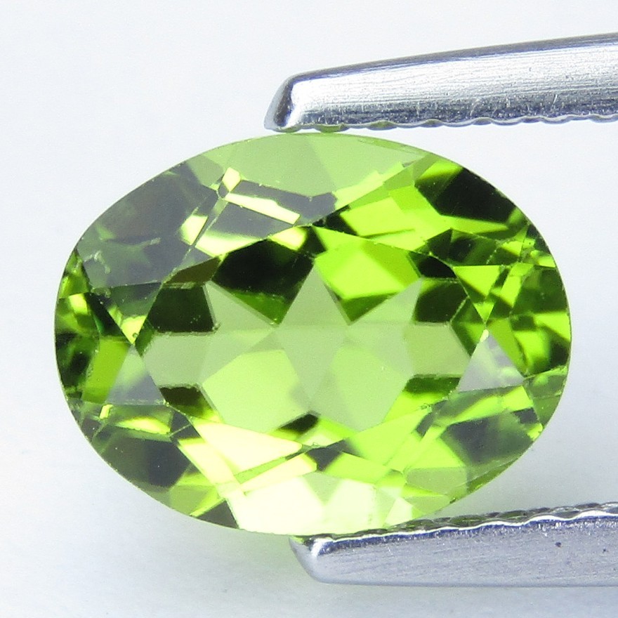 2.23Cts Ravishing Natural Peridot 9x7mm Oval Shape Loose Gemstone Ref-VIDEO