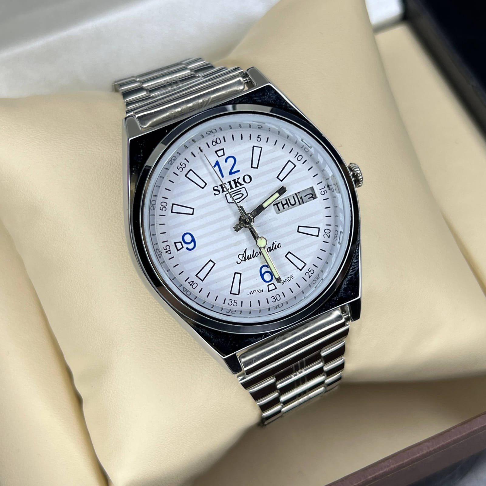 Seiko Automatic Day/Date White Dial Vintage Refurbished Men’s Watch 36mm