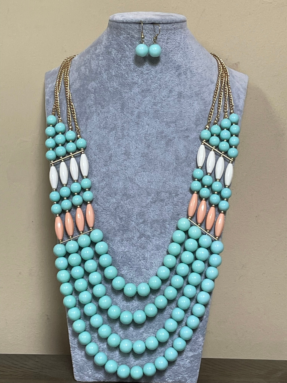 Four Layers Blue Min, Cream And Peach Lucite Bead Gold Tone Link Necklace Set
