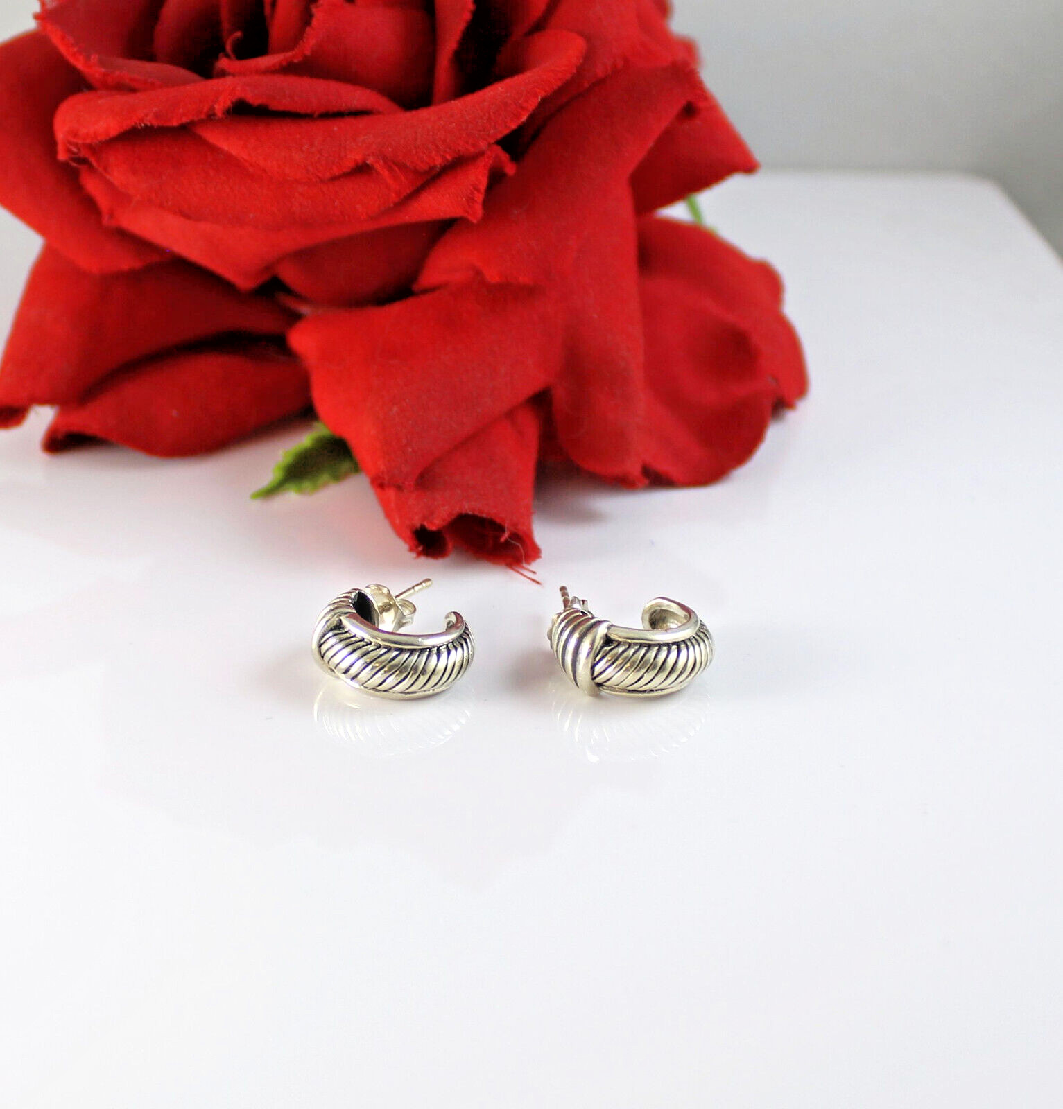 Sterling Silver H-D Striped 7.83g Pierced Earrings CAT RESCUE