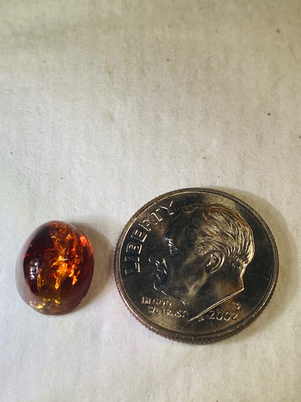 Amber Cabochon Excellent Quality (7.21mm x 10.13mm) 3.40ct