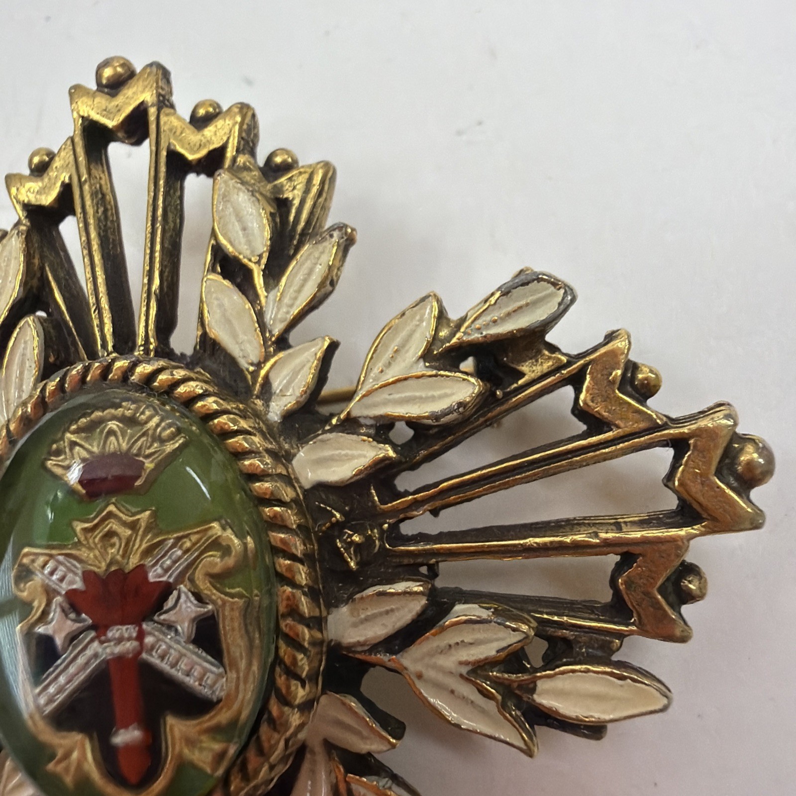 Vintage Coat Of Arms Brooch Pin – Rare 27 Grams