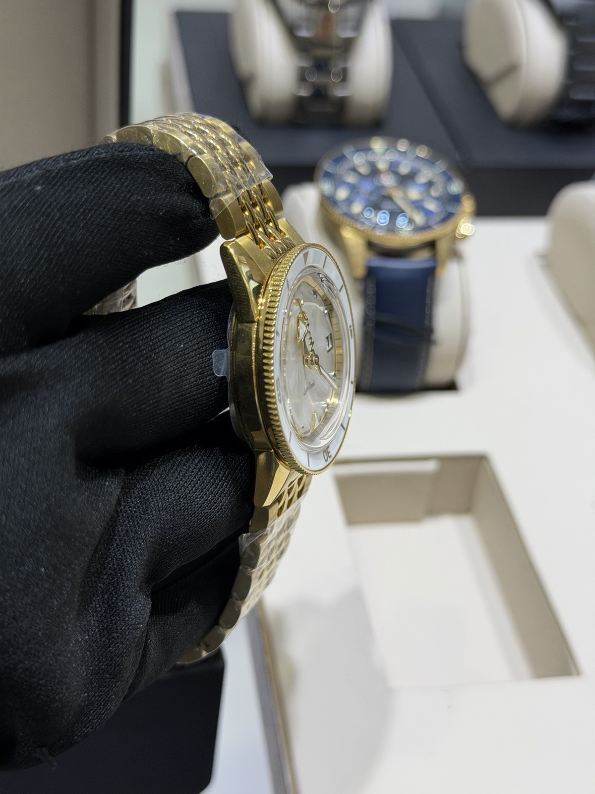 Rado Captain Cook x Marina Hoermanseder Heartbeat Women’s Watch R32117708