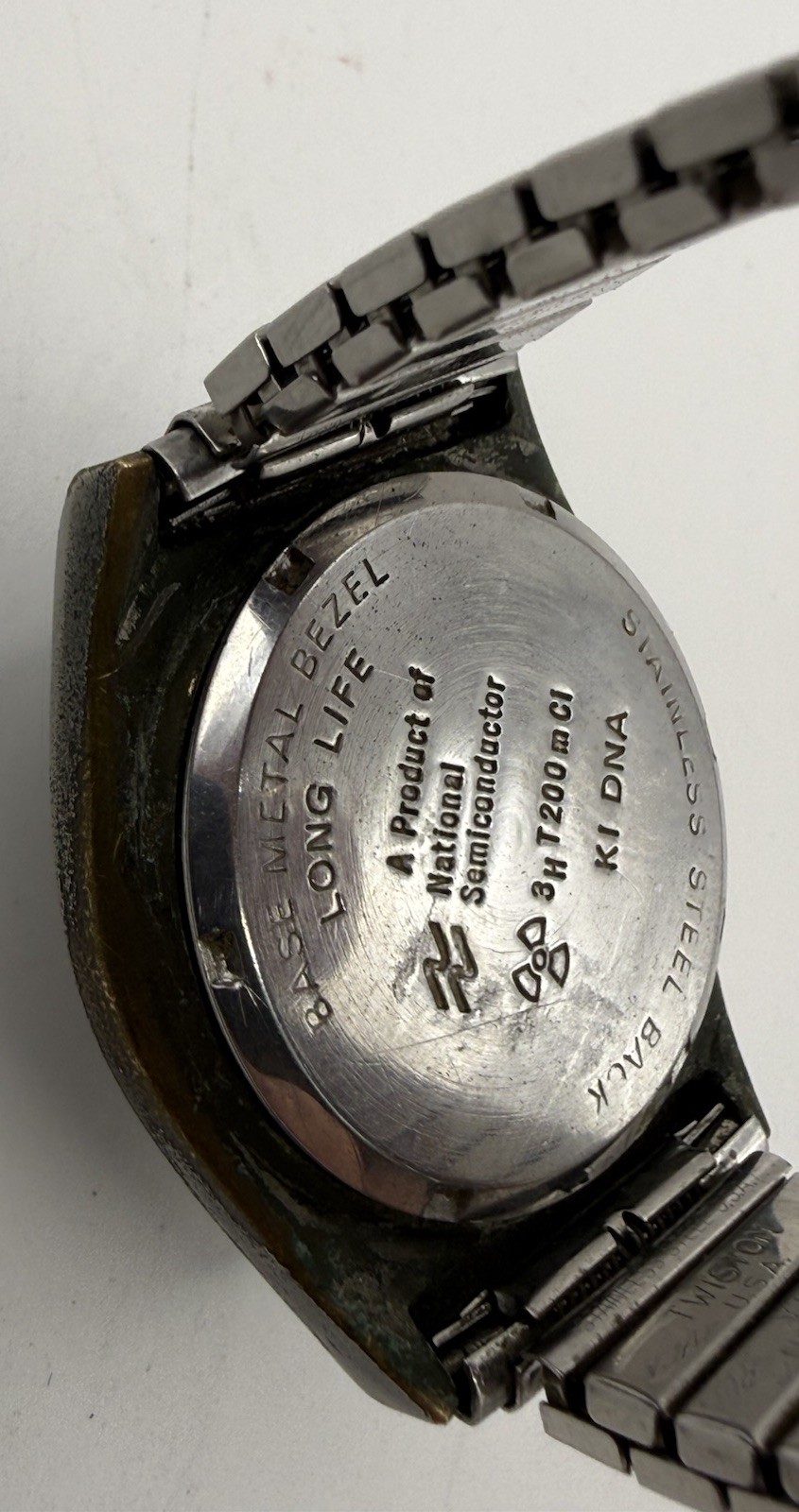 Vintage 1970s National Semiconductor T200 Tritium LCD Watch KI DNA – RUNNING