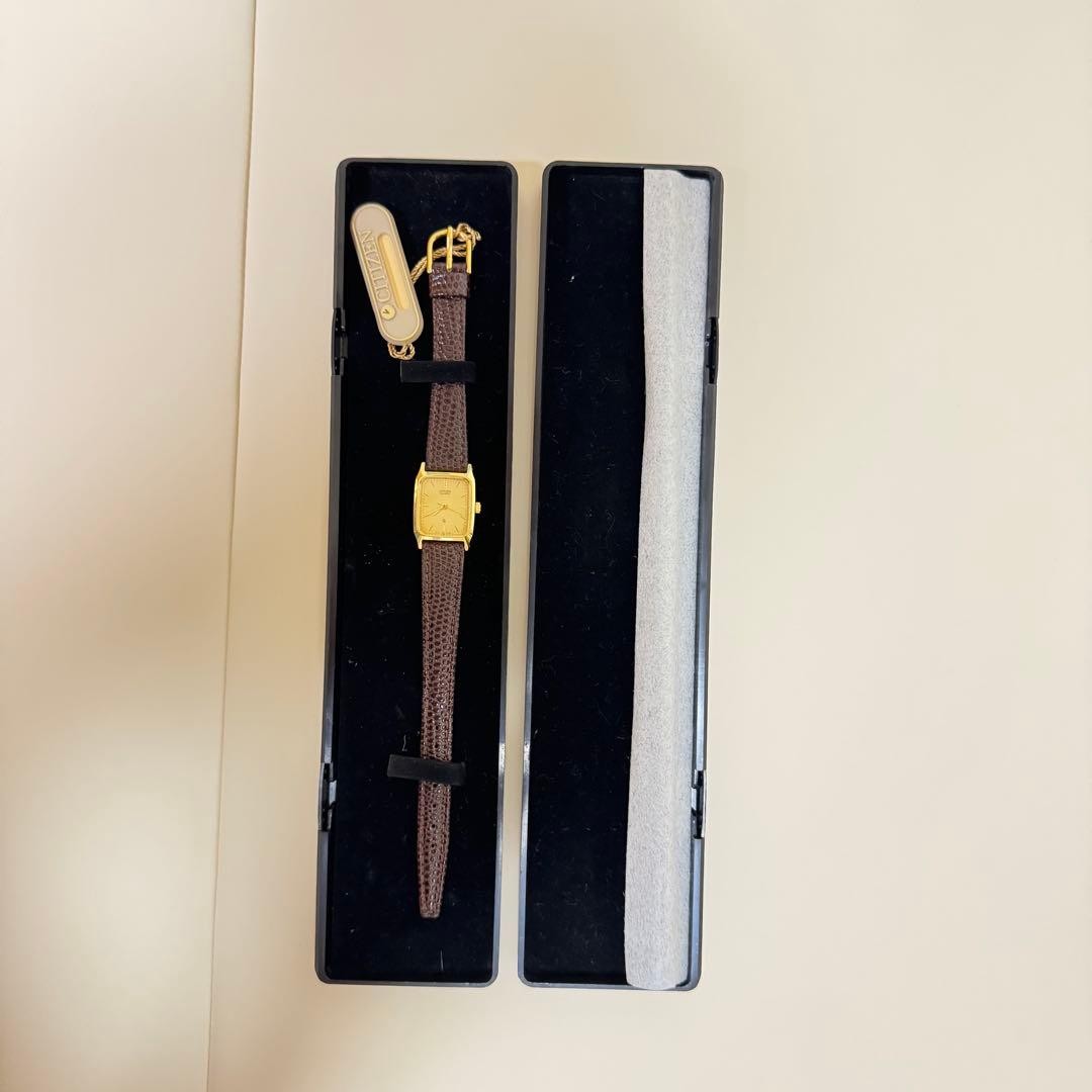 with Tag CITIZEN Ladies Quartz Wristwatch