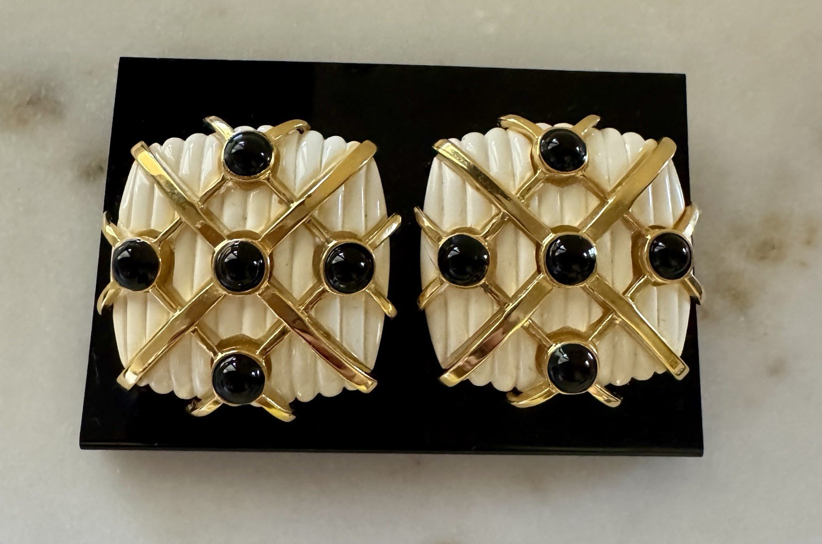 Vintage Square White Black Gold Tone Earrings Fluted Runway Statement 1980s