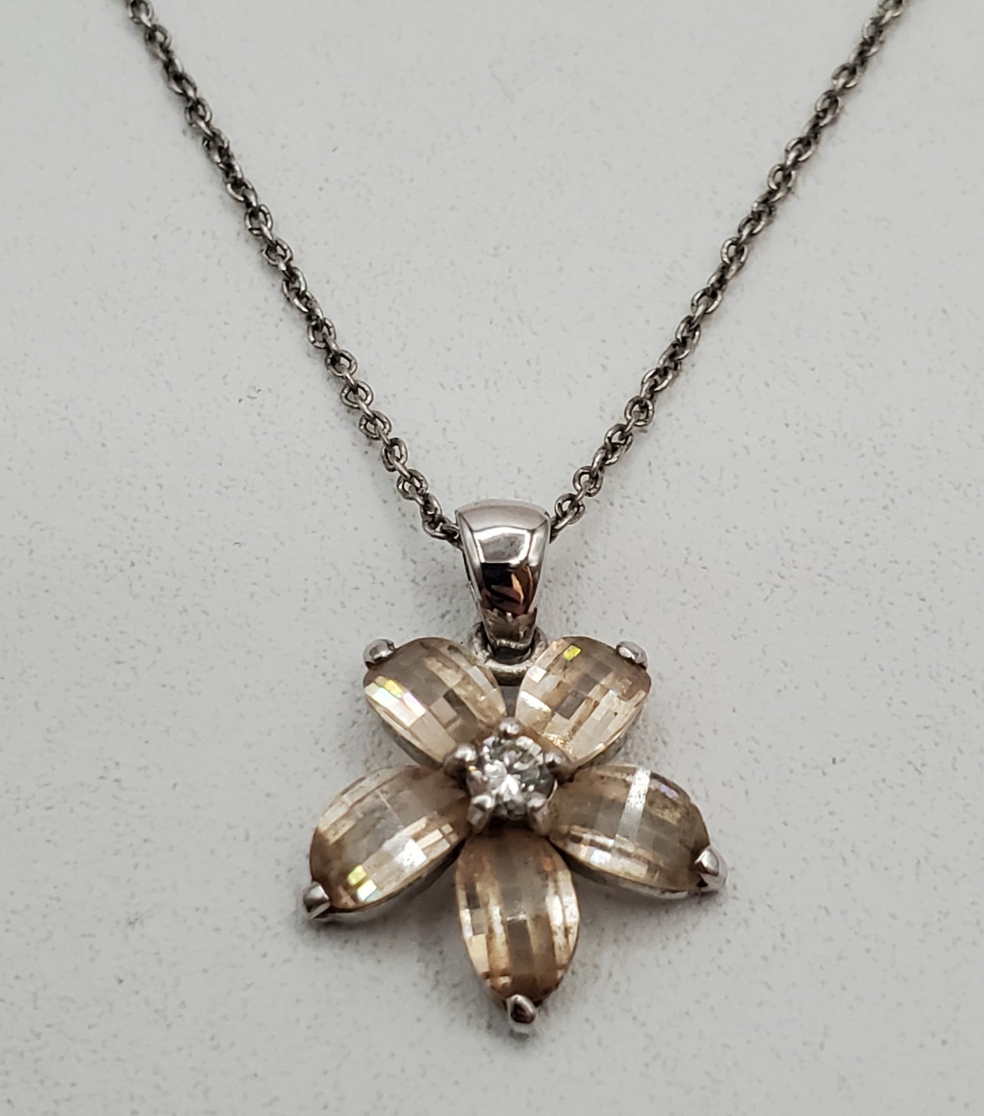 VTG 925 Champagne Flower 16in Necklace Sterling Silver 2.82gtw Open Back Estate