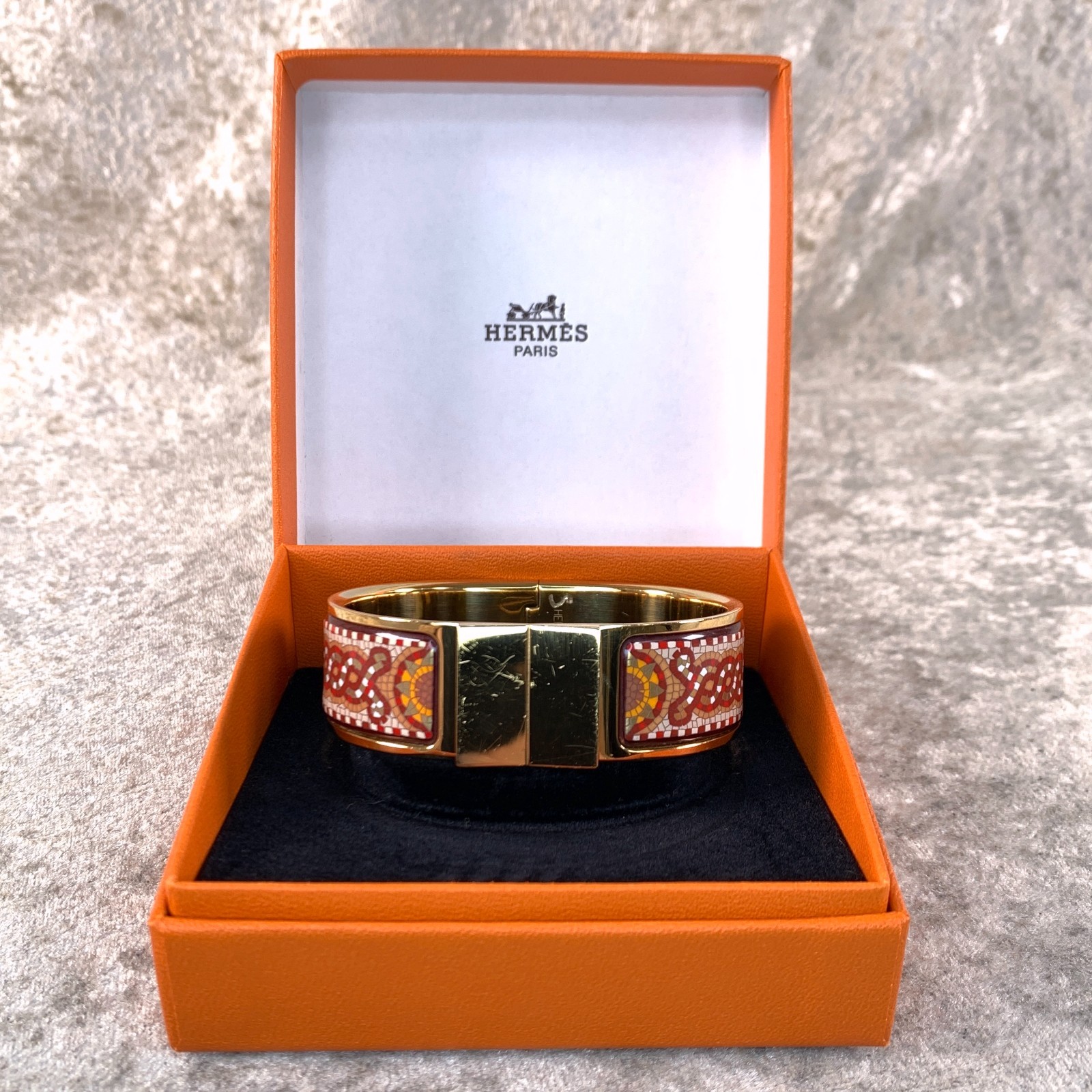 Vintage Hermes Clic Clac Bangle Bracelet Mosaique Red Enamel Gold Size GM w/Box