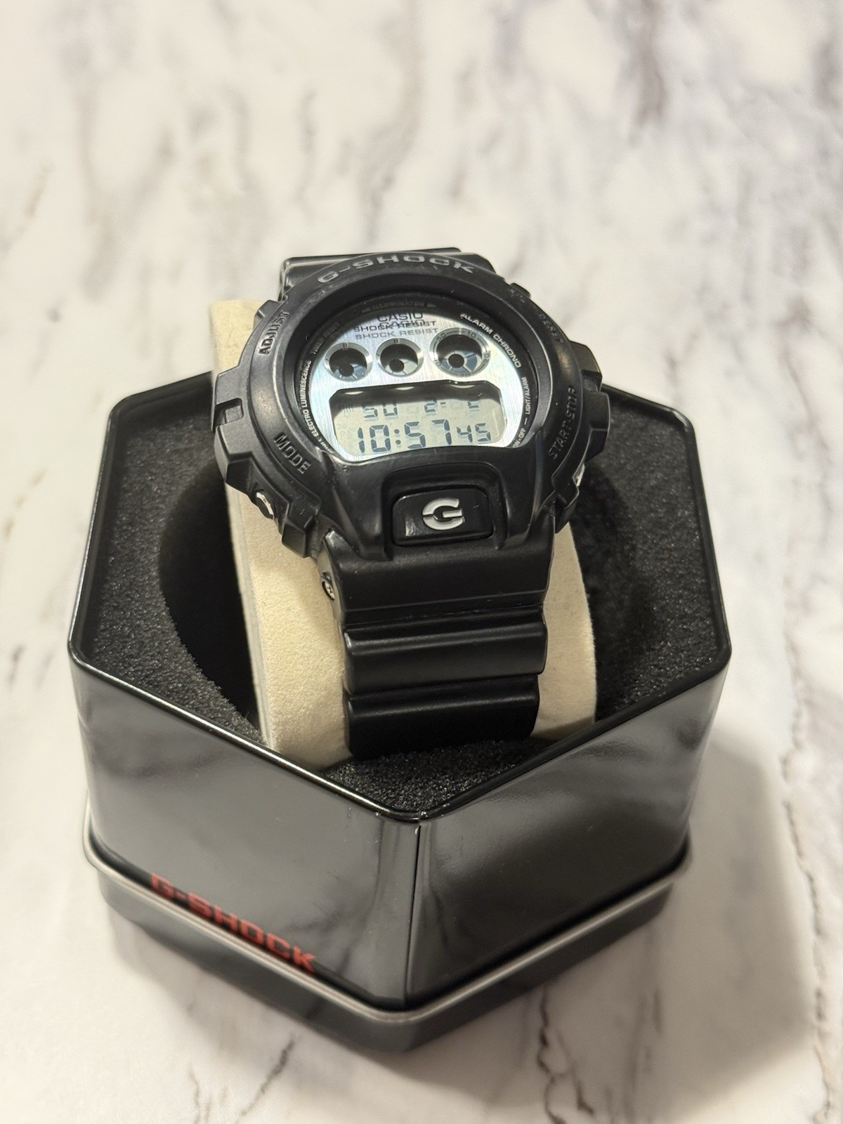 Casio G-Shock Black DW-6900 Black/Silver