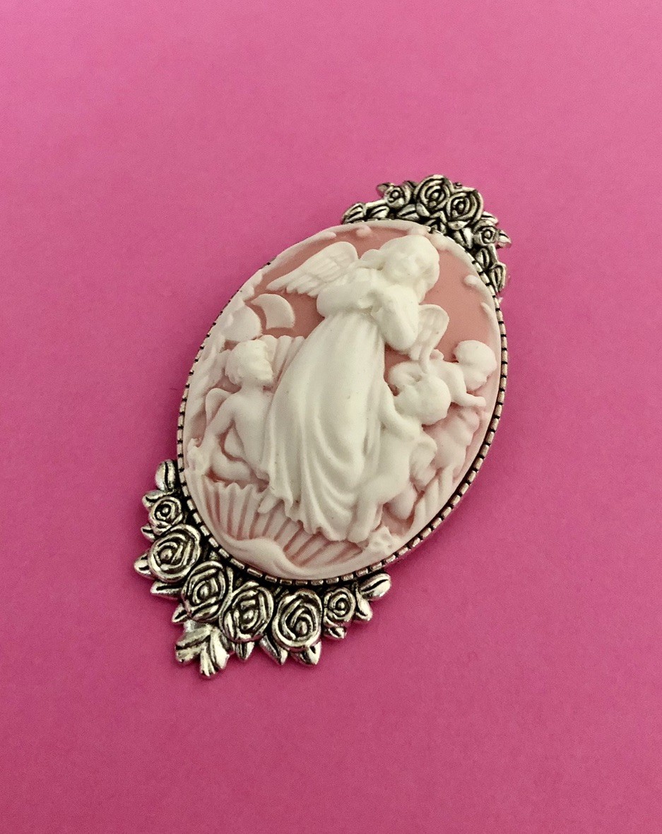Vtg Guardian Angel w/ Cherub Babies White/Pink Cameo Brooch Pin, Antiqued Silver