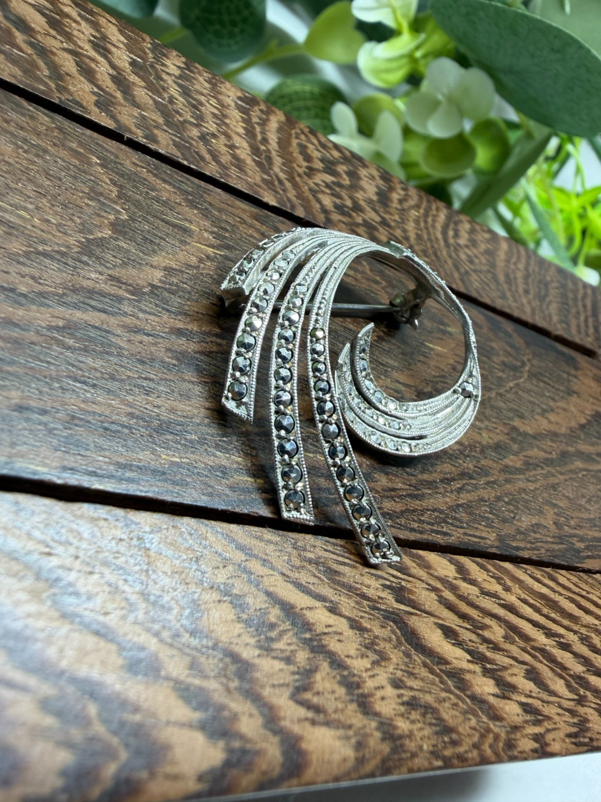 Classic Vintage 835 Silver Art Deco Style Brooch – Elegant Retro Design 7g