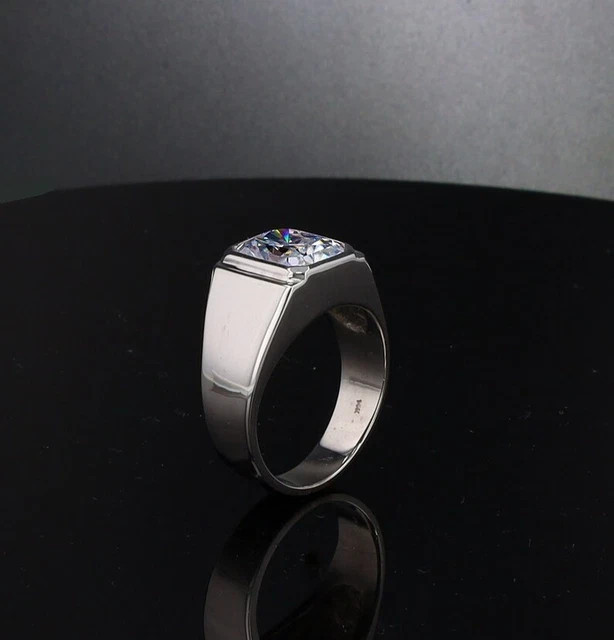 3.50 Ct VVS1 Radiant Cut Moissanite Men’s Ring 925 Sterling Silver 14K Vermeil
