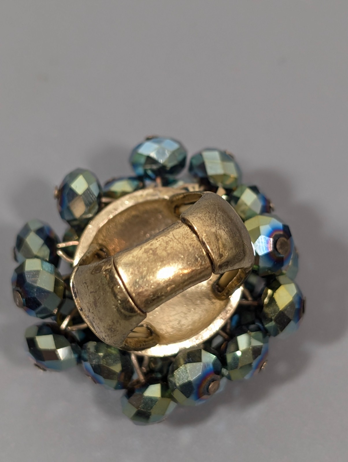 Green AB Faceted Glass Bead Charm Cluster Cocktail Ring Stretch 7
