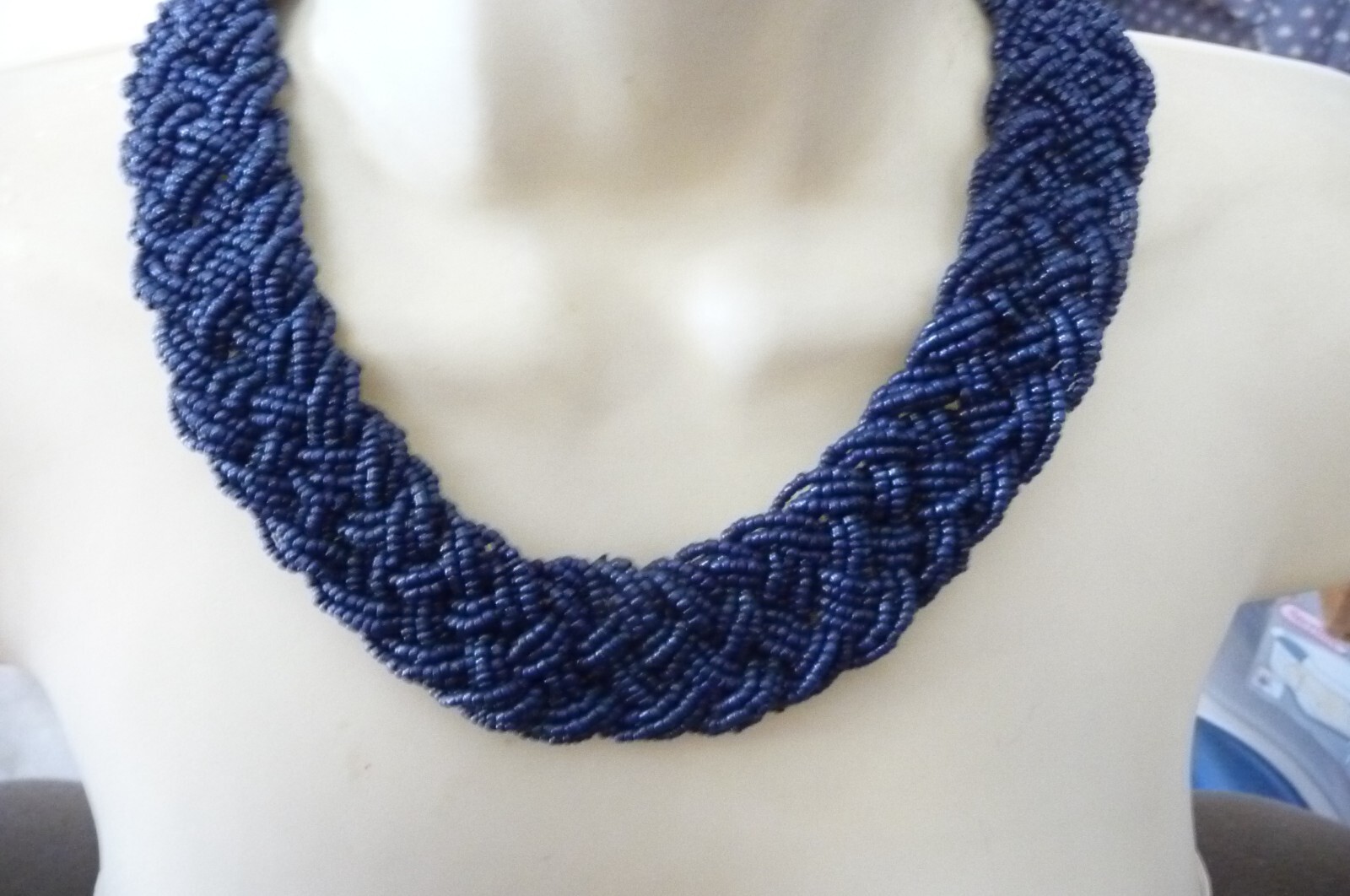 A#210X vtg NECKLACE 9″ L x 1 1/4″ W BRAIDED NAVY BLUE SEED BEADS A STATEMENT