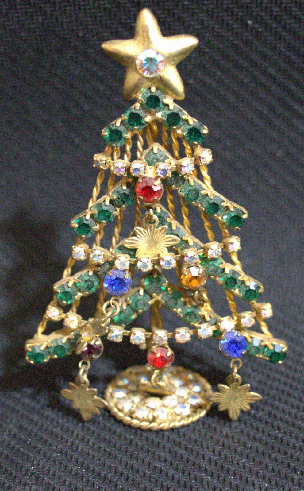 Vintage Kirks Folly Rhinestone Christmas Tree free standing Brooch/ Pin