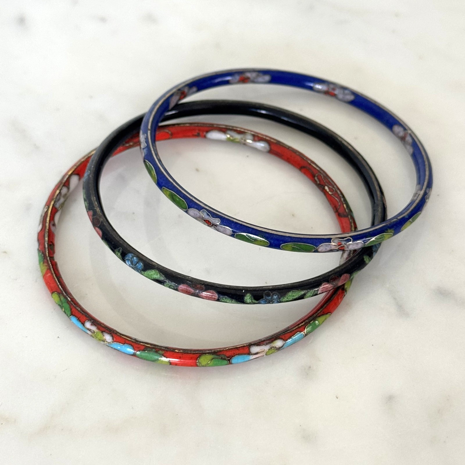 Vintage Lot of 3 Cloisonne Enamel Slender Bangle Bracelets- Black, Red, Blue