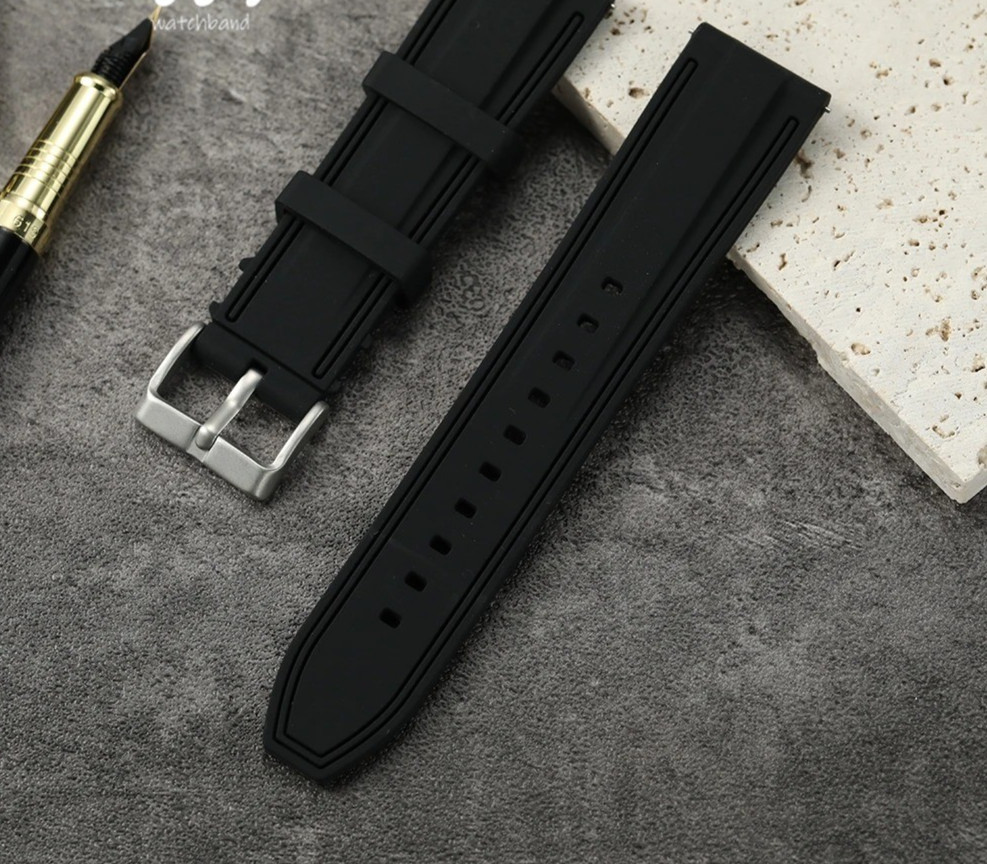 Silicone Watch Band Quick Release Sport Watch Strap 20mm 22mm 24mm