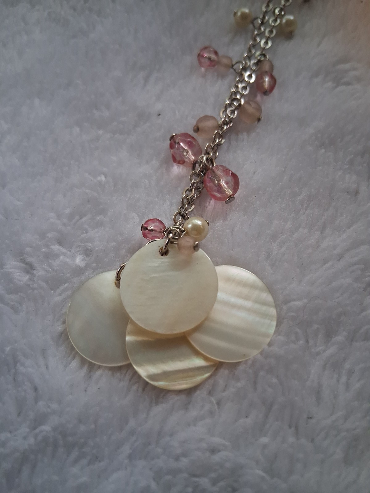 Cookie Lee Mother of Pearl Shell Necklace Pink Crystal Bead Short Statement 18″