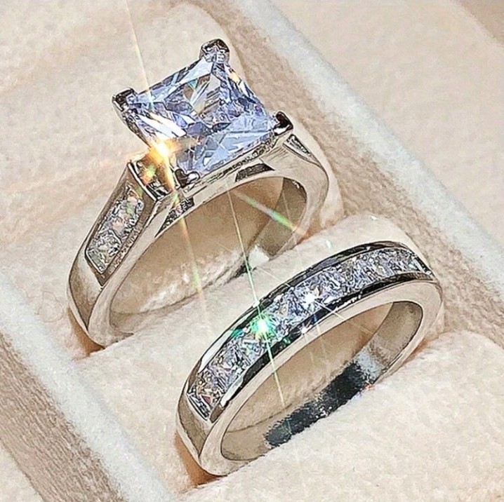 2pcs Silver Plated Zinc Square White/Colorless Cubic Zirconia Ring Set Size 7