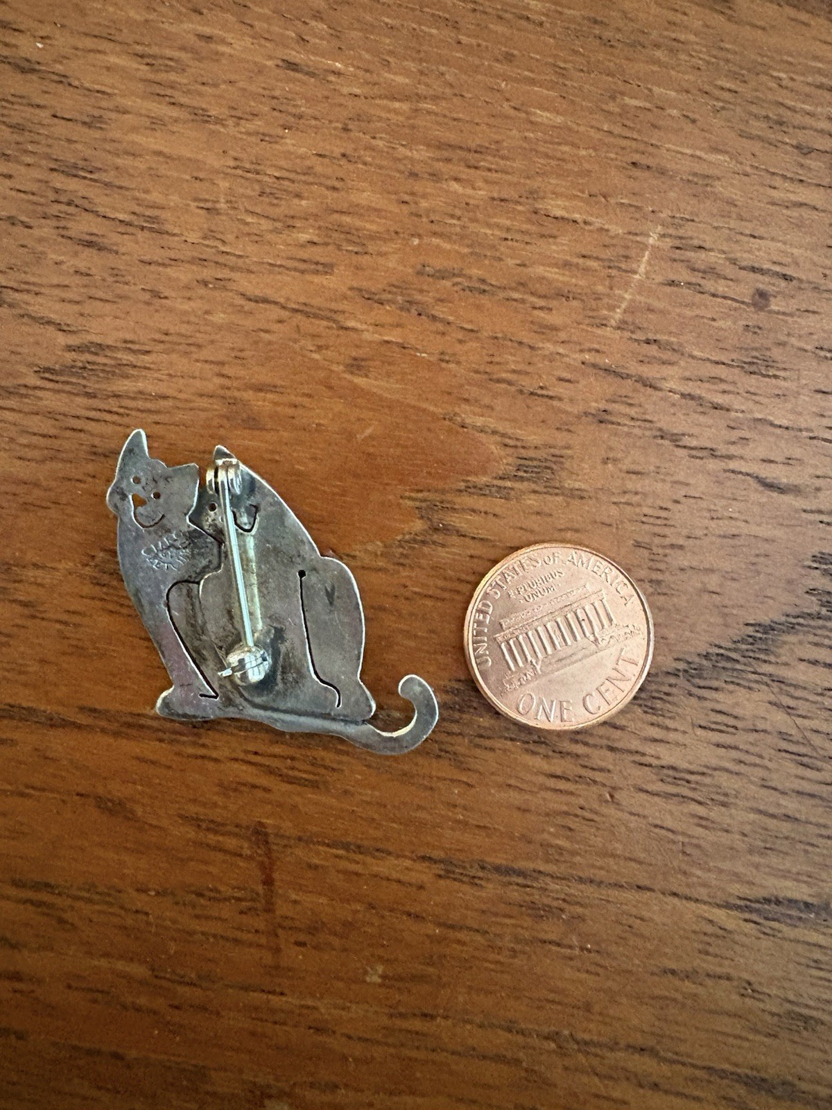 Far Fetched 925 Silver 2 Cats Brooch, 3 Grams
