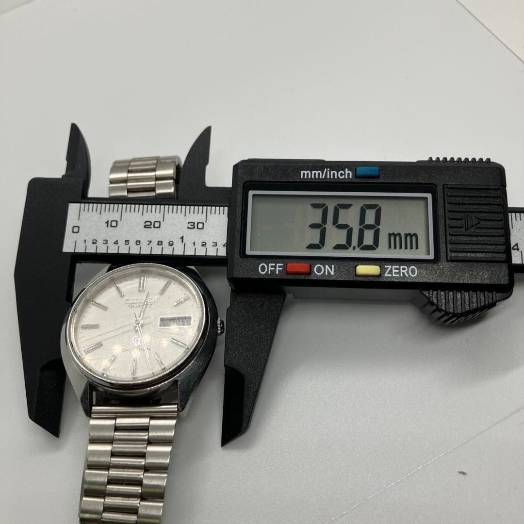 Excellent condition, fully functional CITIZEN QUARTZ CRYSTRON Day-Date Silver wa