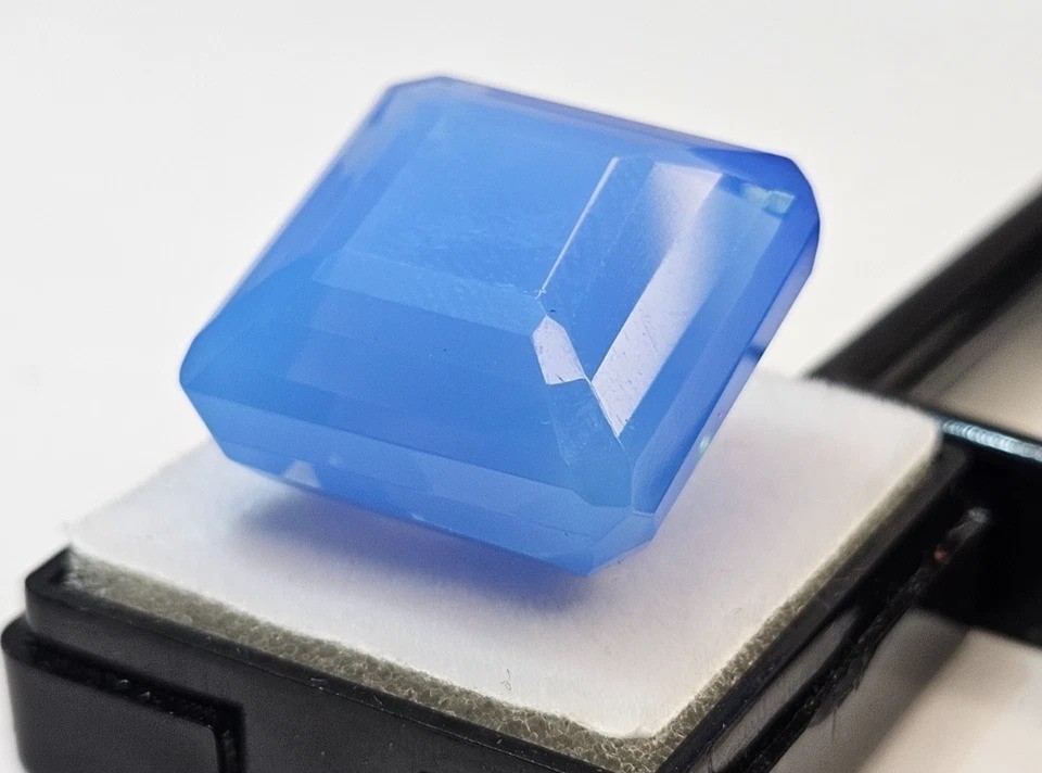 Superb Square Cut Cornflower Blue Opal Welo 58-60 Ct Natural Loose Gemstone