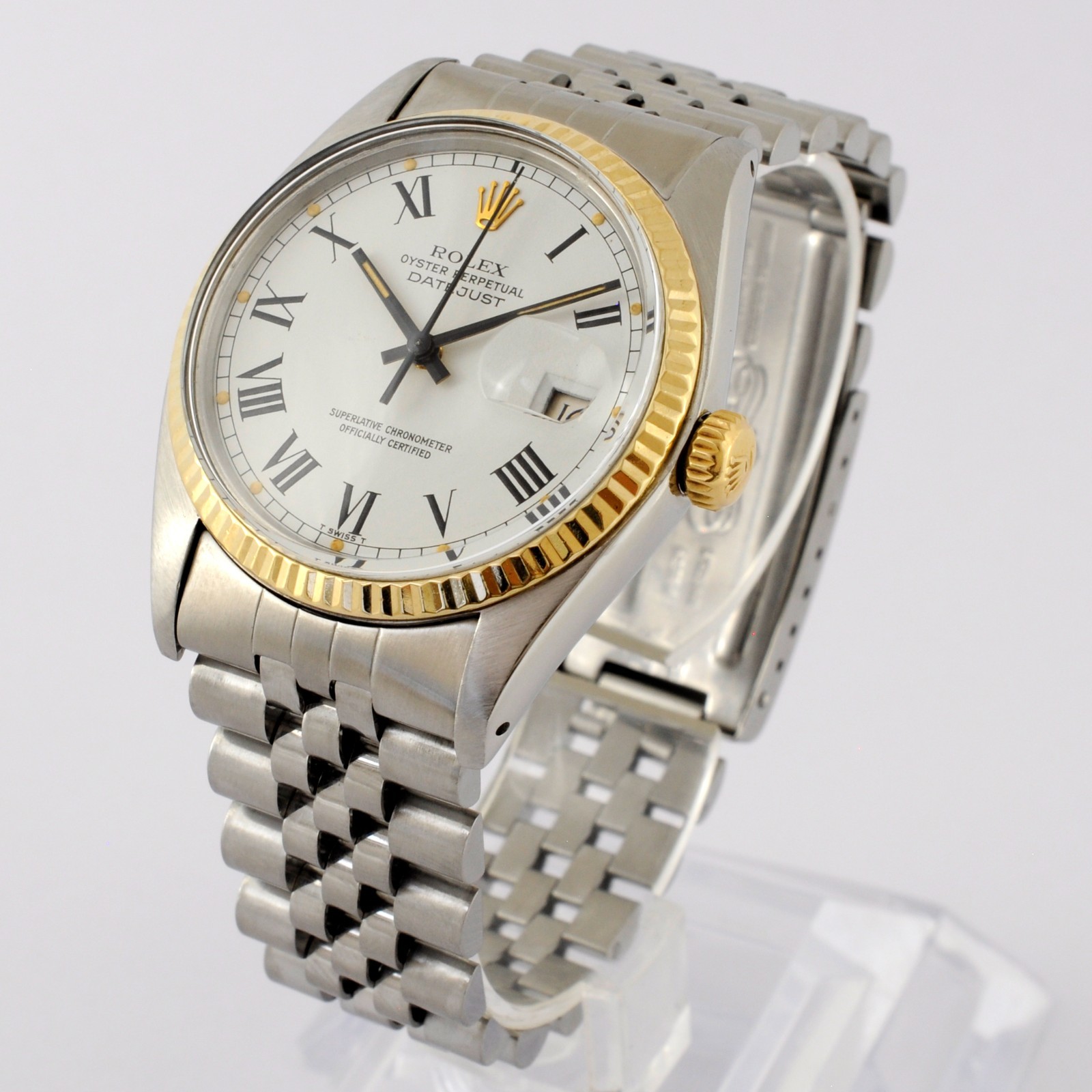 NO TARIFFS ROLEX 16013 OYSTER PERPETUAL DATEJUST LARGE AUTOMATIC COSC BOX PAPERS