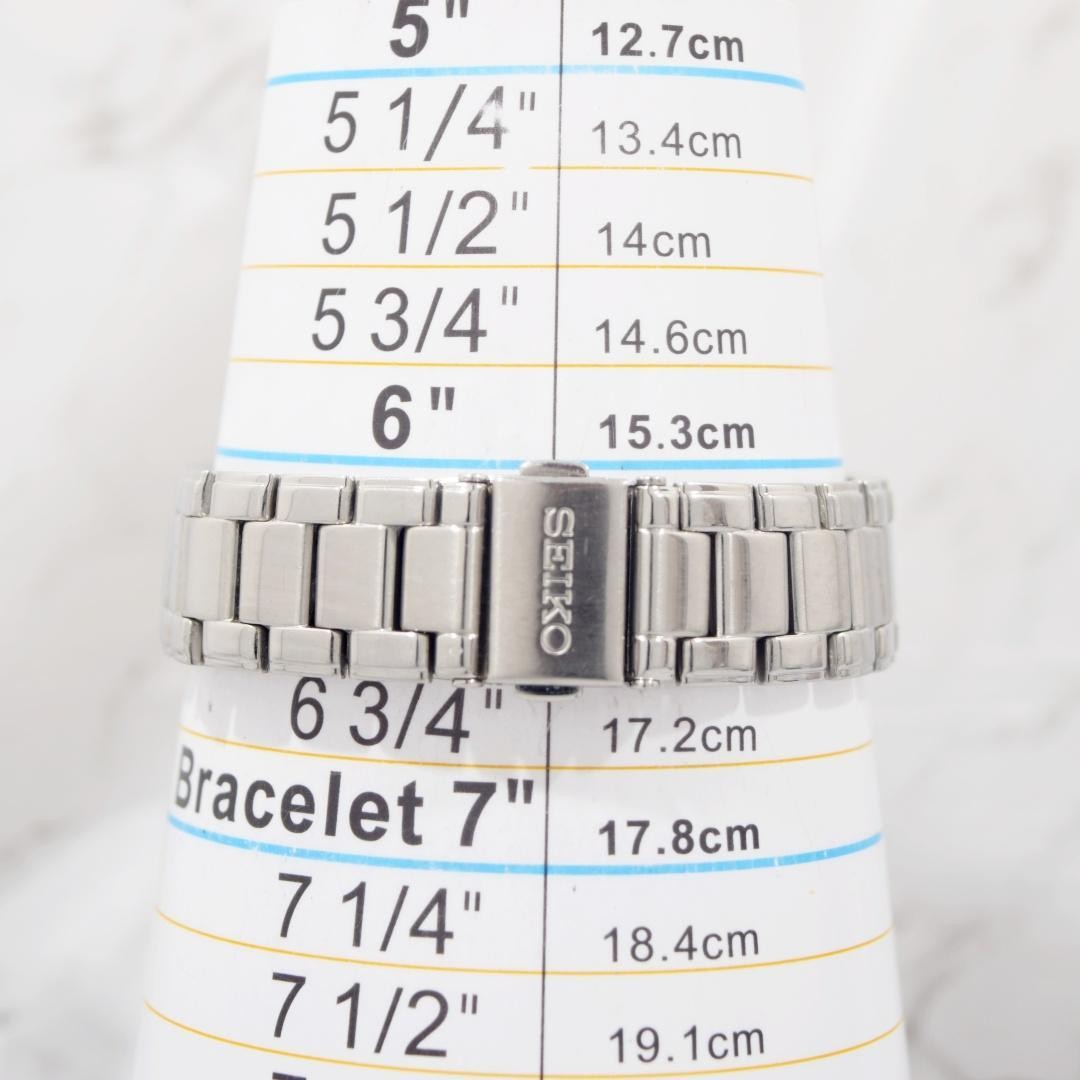 Excellent , SEIKO solar watch with mother-of-pearl dial, unisex. From Japan