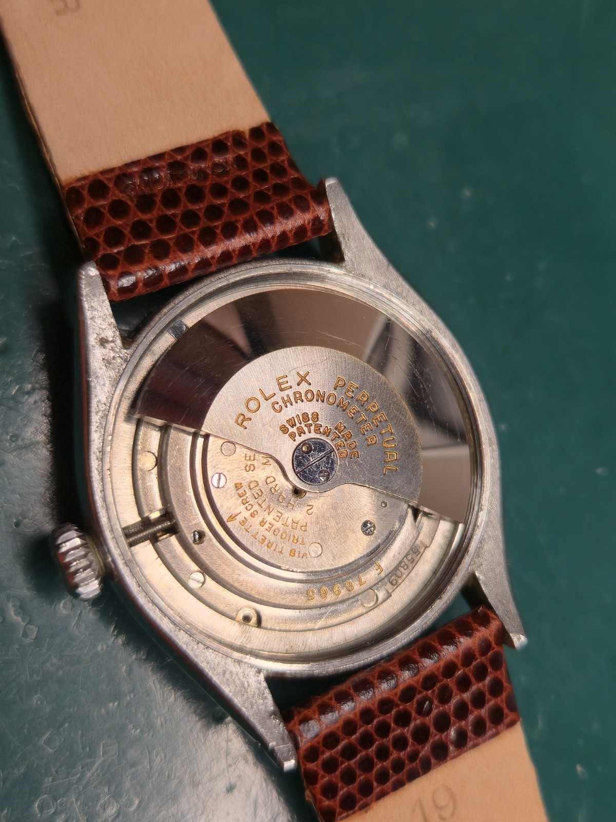 Rolex Big Bubbleback Oyster Perpetual Ref. 6284 Wristwatch 1950s Vintage 34mm
