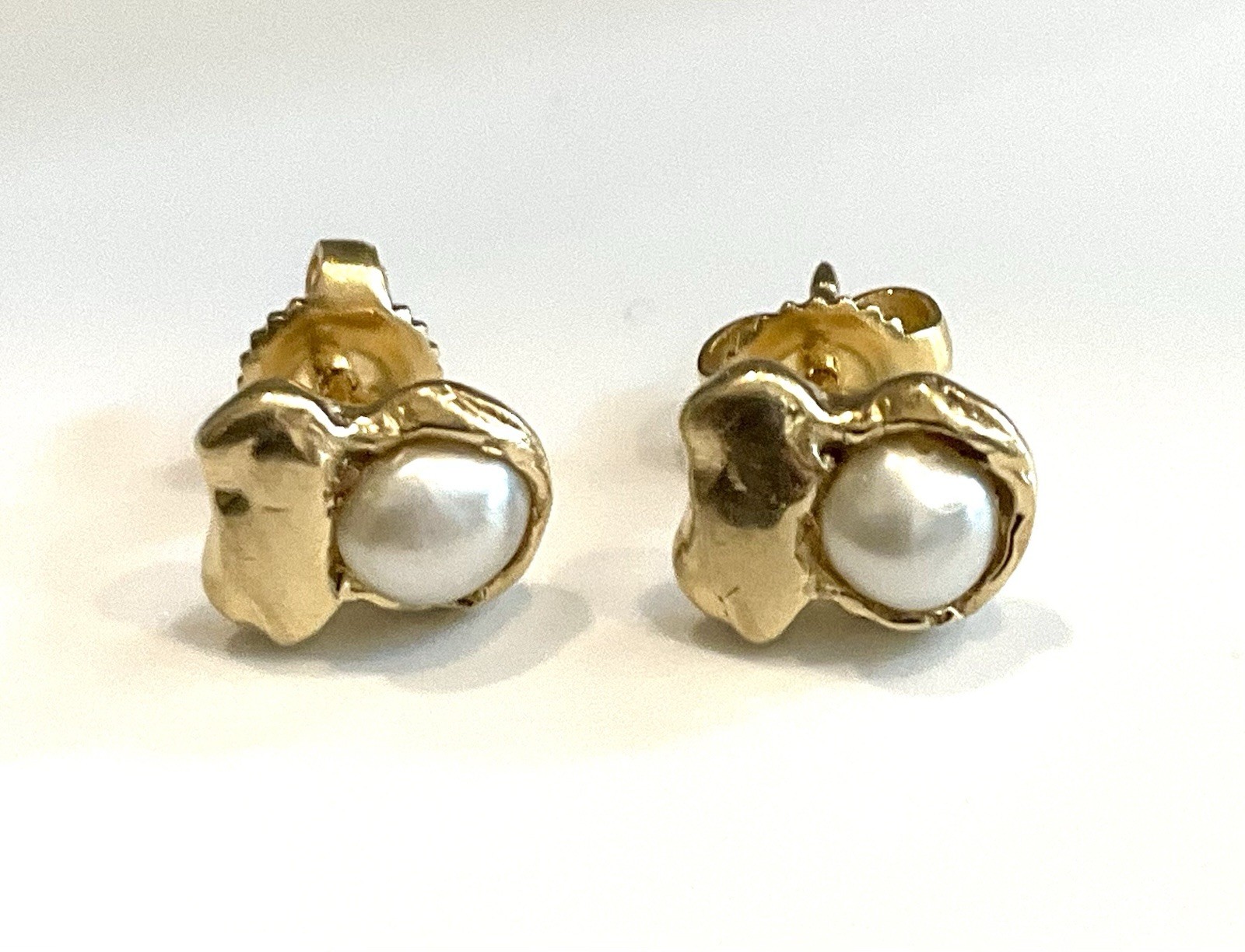 Pair Signed 14k Gold Stud Pearl Earrings Pepi Of Beverly Hills 3.2g