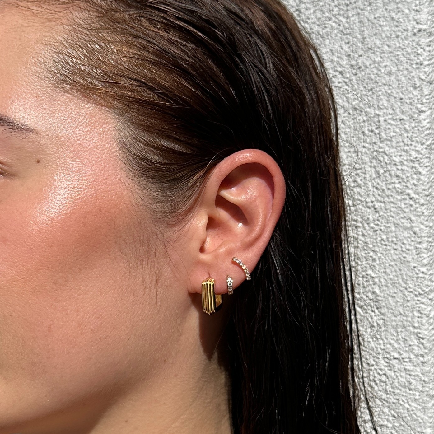 18K Gold Filled Grooved C-Hoop Earrings