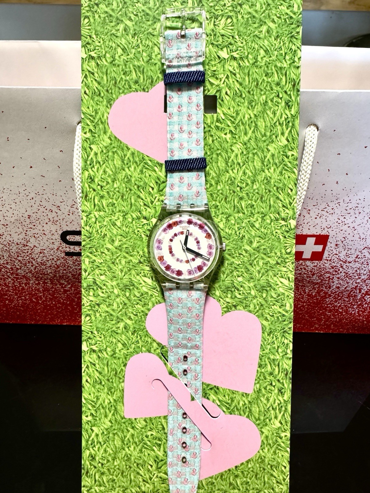 NEW🚨 Swatch ROSES4U GZ291 34mm Special Box Limited Watch Mothers Day Collection