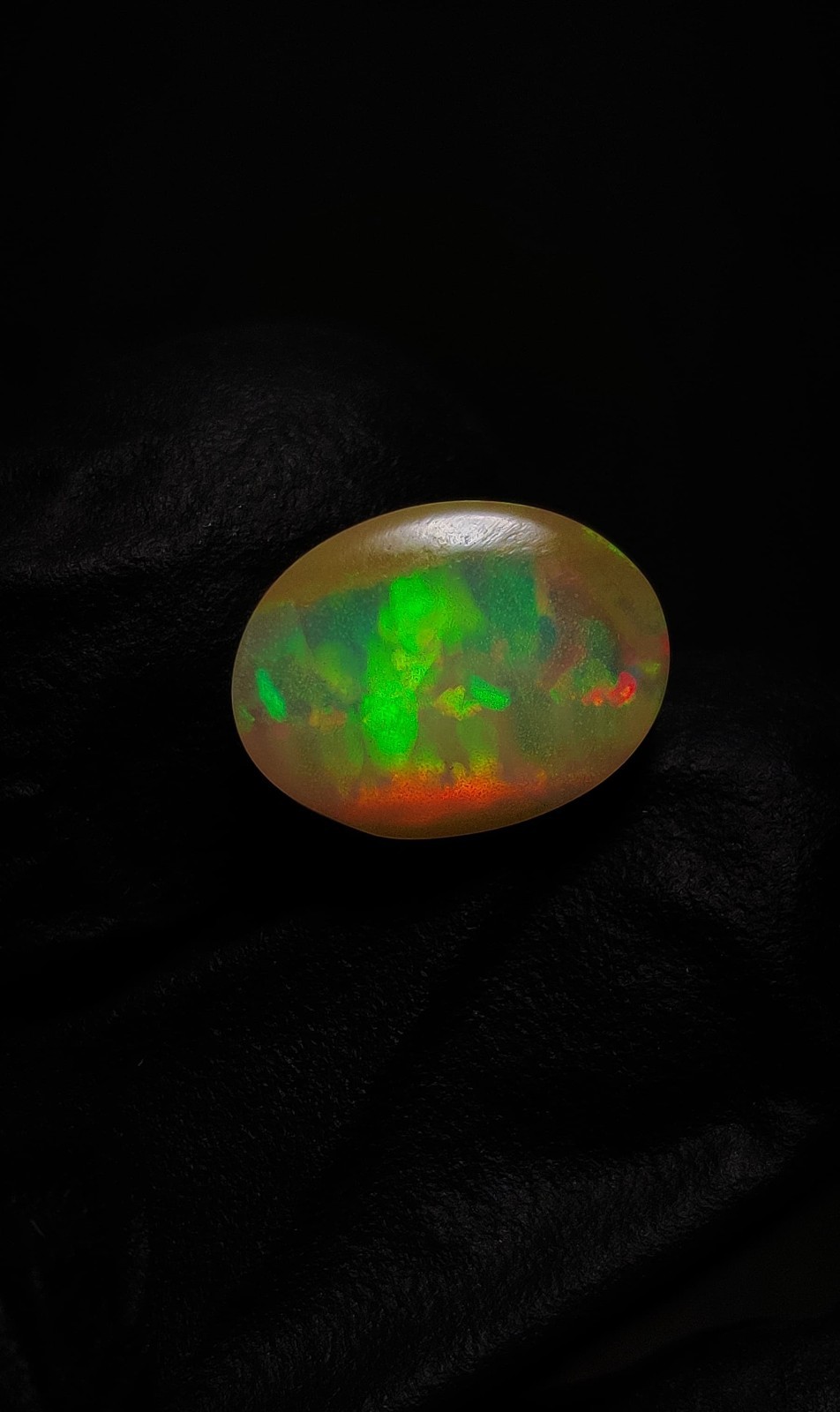 2.80 Ct Natural Ethiopian Welo Opal Cabochon – Jewelry Grade Multi Fire oval Cut